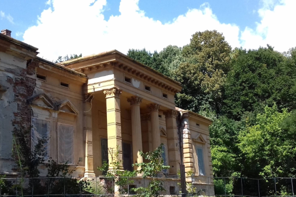 Castelul Konopi